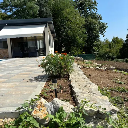Villa Silenzio *